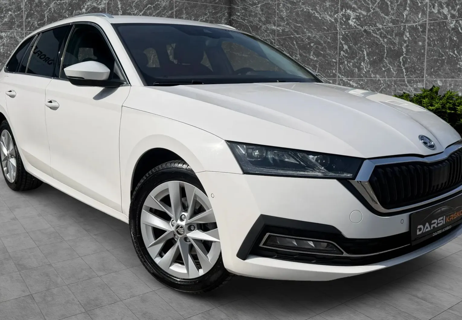 Zunanja slika - Škoda Octavia - 2.0TDI Style DSG 150PS MATRIX ACC PRIKLOP ALU17 - 4