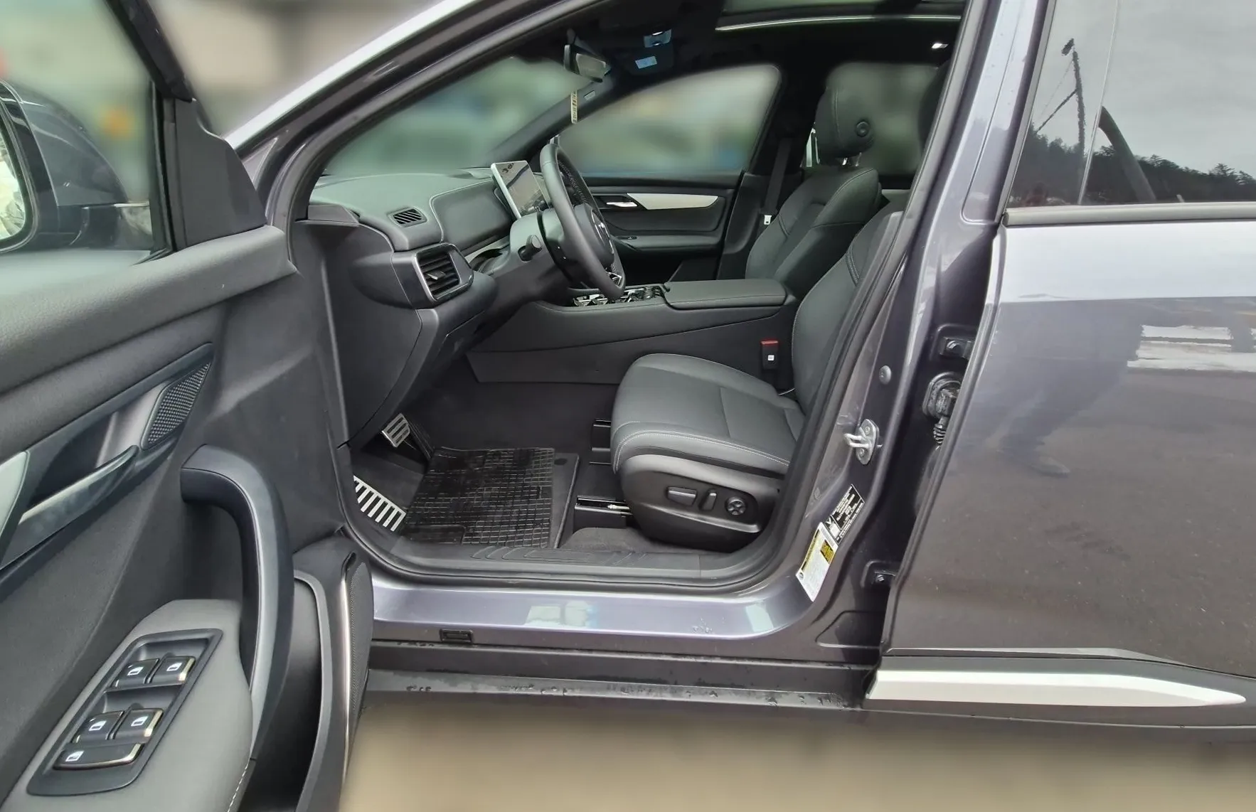 Zunanja slika - Vinfast VF8 - ECO 87.7kWh 350PS AWD - GRATIS POLNILNICA 22KW - 10
