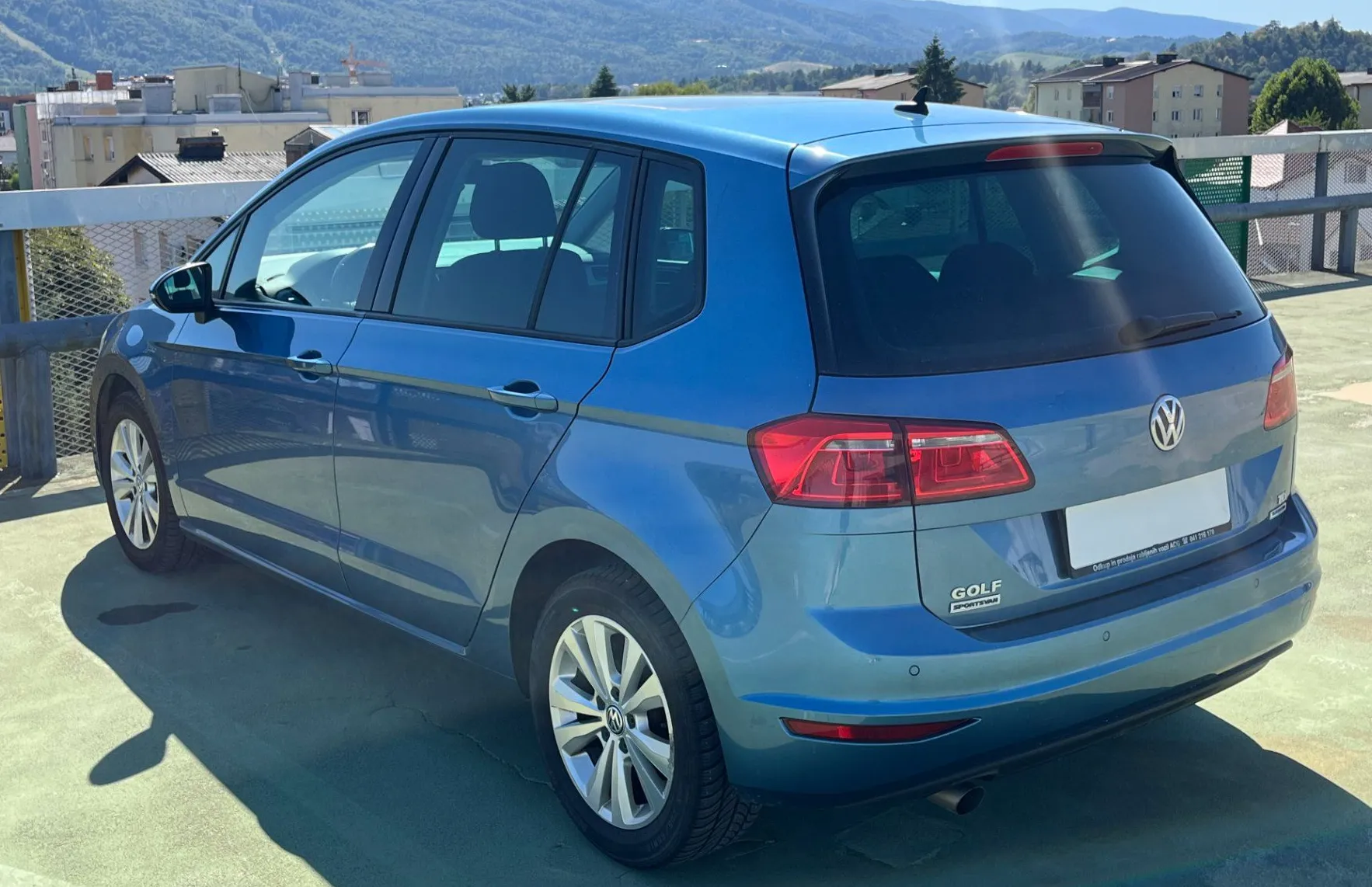 Zunanja slika - Volkswagen Golf - Sportsvan 1.6 TDI BMT Highline - 6