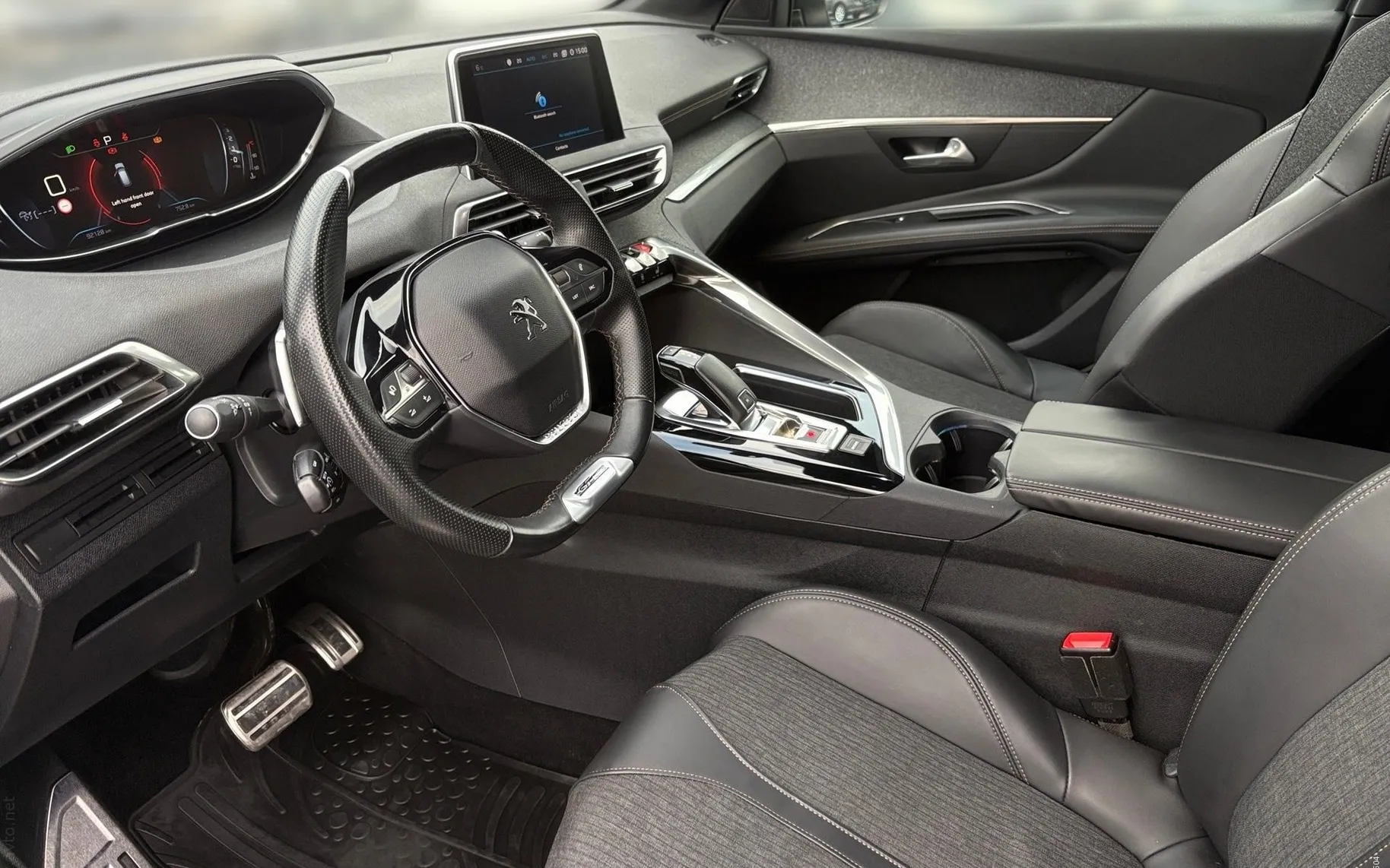 Notranja slika - Peugeot 3008 - 1.5 GT Line - 7