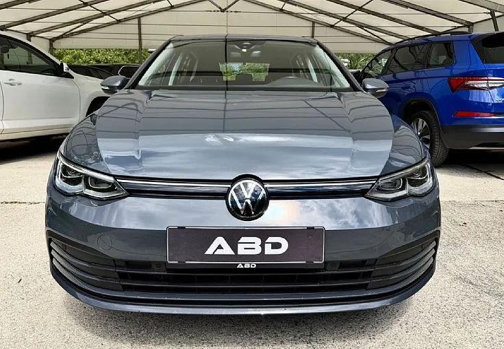 Zunanja slika - Volkswagen Golf - 2.0 TDI DSG 110kW 1.LASTNIK LED DAB LINE ASSIS ACC - 2