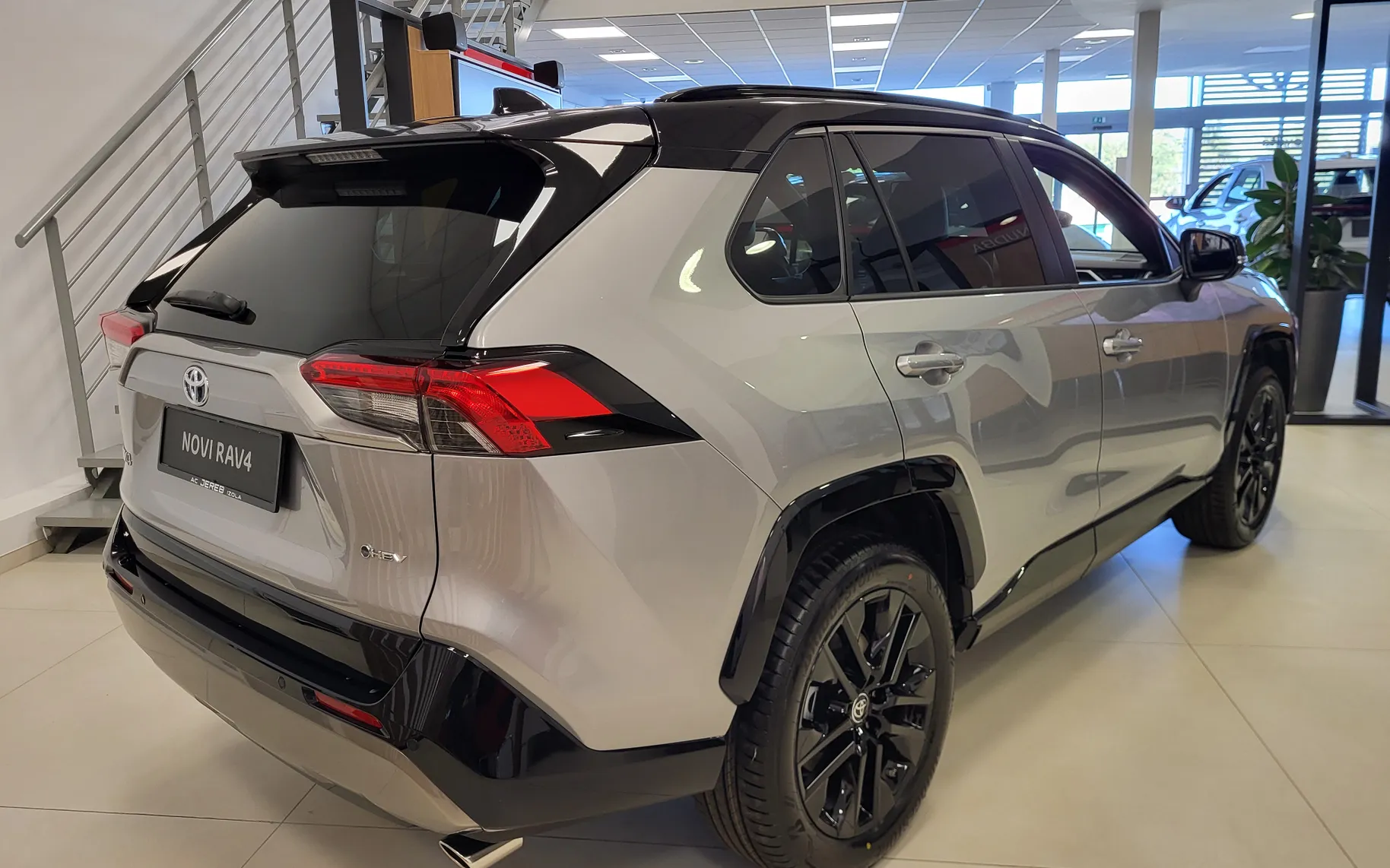 Zunanja slika - Toyota RAV4 - RAV4 - 5