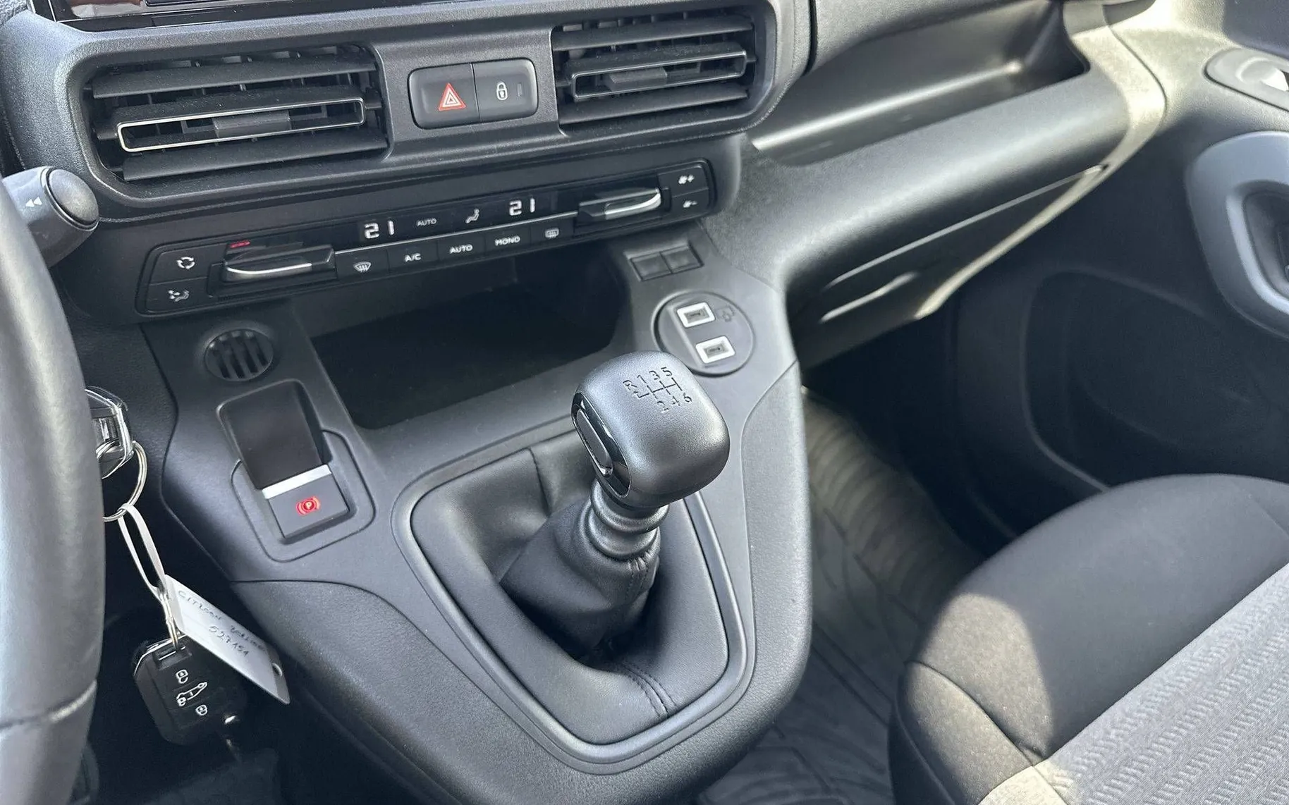 Notranja slika - Citroën Berlingo - 1.5 BlueHDI 130 S S Max MT... - 20