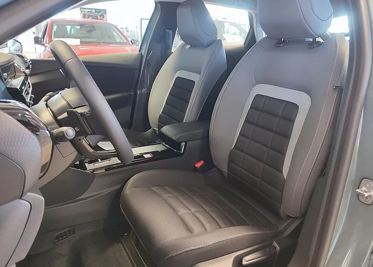 Zunanja slika - Citroën C4 - Business Hybrid145 eDCT6 - 7