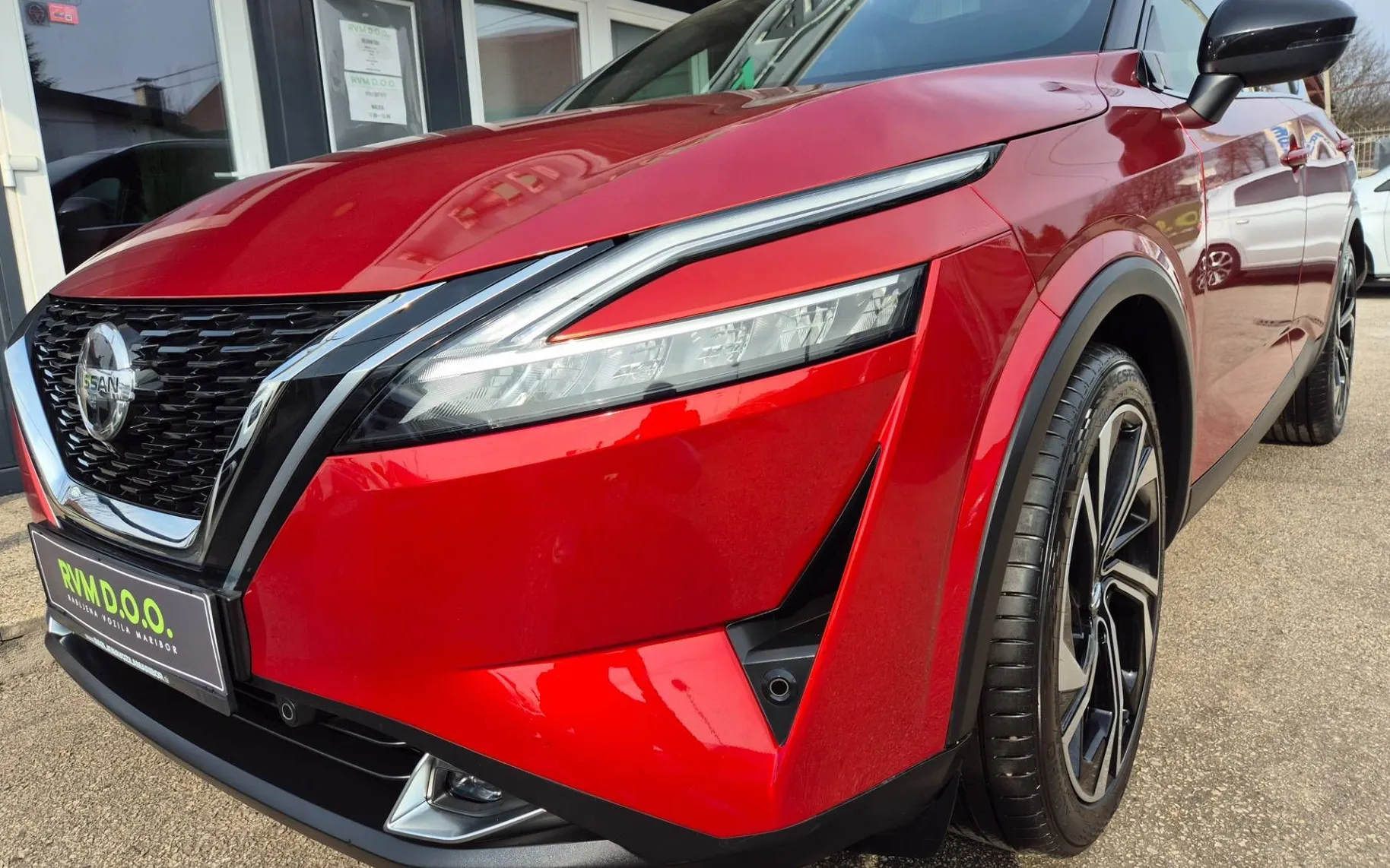 Zunanja slika - Nissan Qashqai - TEKNA°1.LAST°SLO°AUT°FULL LED°360 KAM.°NAVI° - 2