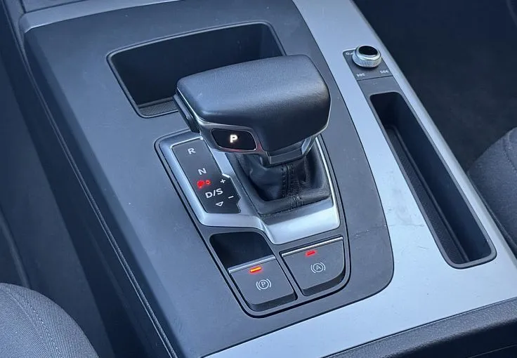 Zunanja slika - Audi Q5 - 35 TDI S tronic - 9