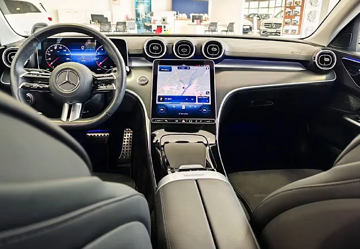 Zunanja slika - Mercedes-Benz C-Razred - 180 FULL AMG-360KAM-MR.KOT-AKT.TEMP-LED-DAB-VIDEO - 8