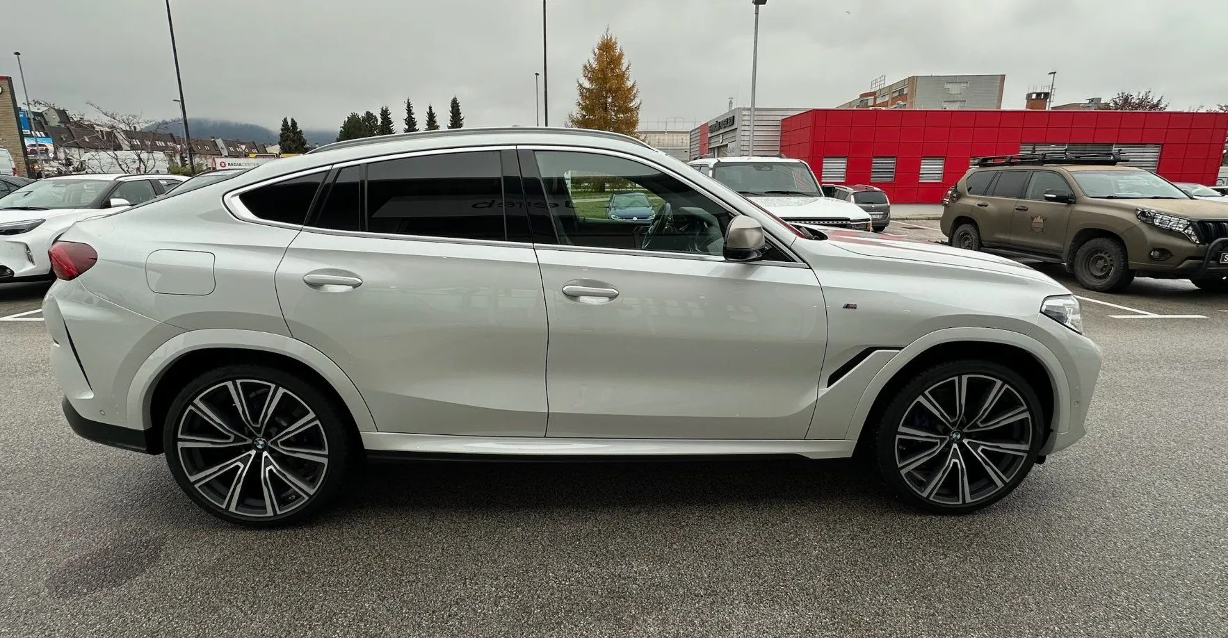 Zunanja slika - BMW X6 - serija : xDriveM50i Avt.|PANO|Bowers   Wilkins|SLO| - 6