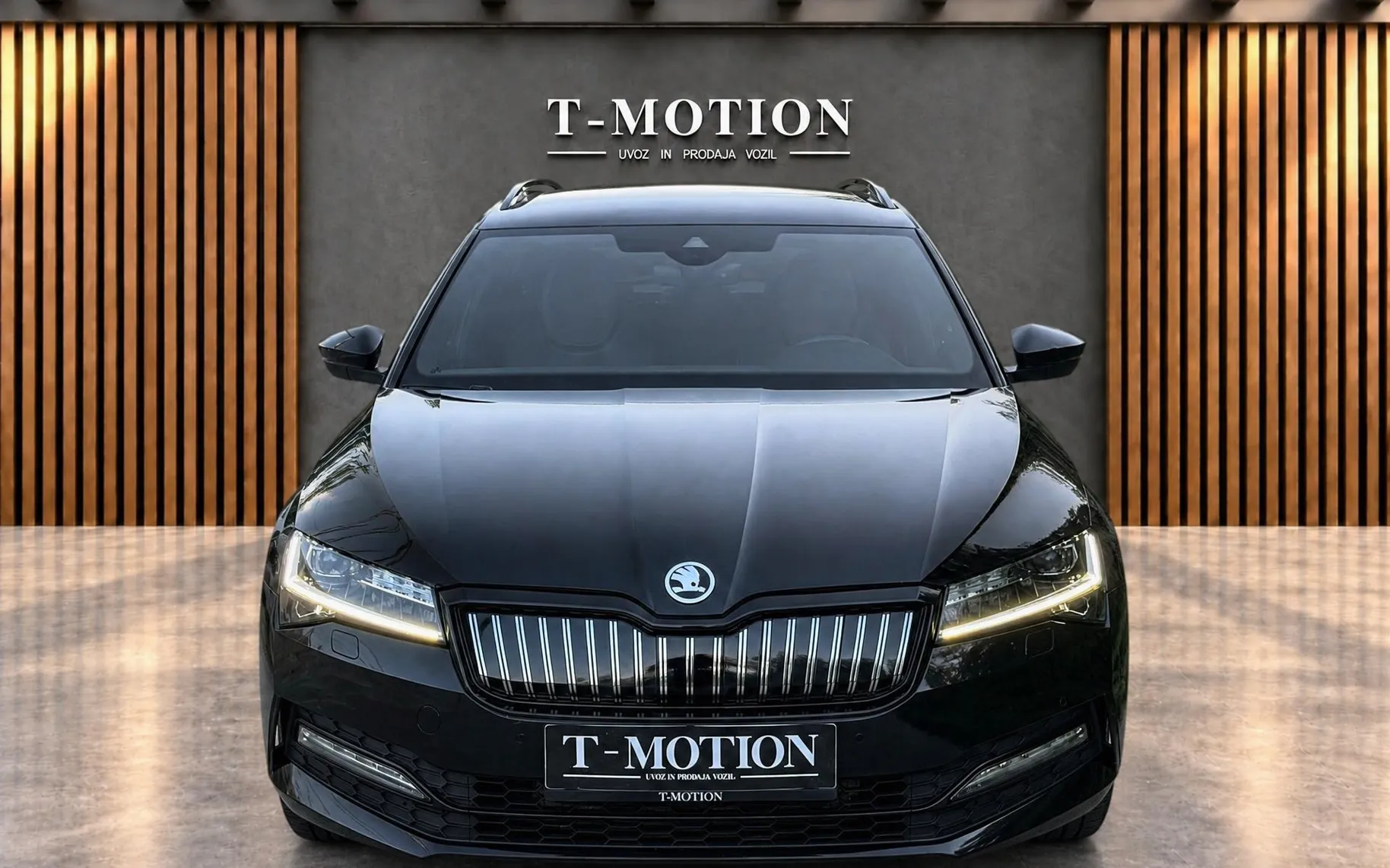 Zunanja slika - Škoda Superb - iV 1.4 TSI Sportline DSG|MATRIX|ACC|KAM|KEYLESS - 5