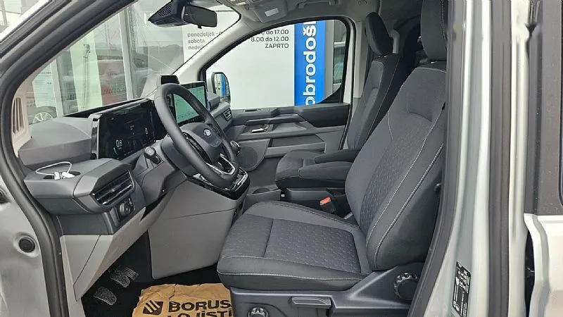 Zunanja slika - Ford E-Transit Custom - 2.0 TDCi L2H1 Titanium  ZALOGA - akcijska ponudb - 2