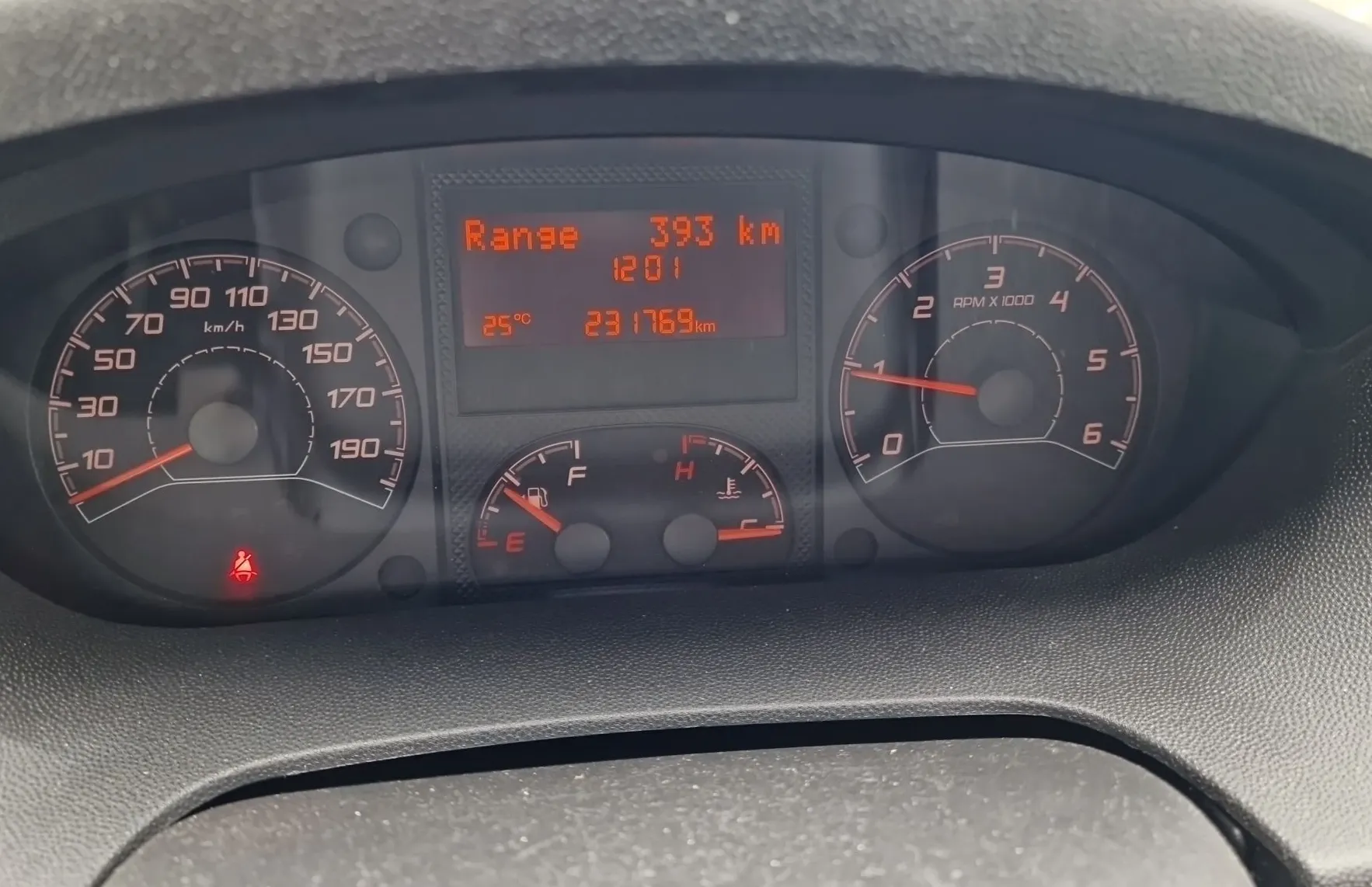 Zunanja slika - Citroën Jumper - 2.2 HDI L4H3 - 15