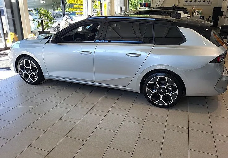 Zunanja slika - Opel Astra - 1.2 TURBO 96KW S S GS Auto ST  -  VELENJE - 4