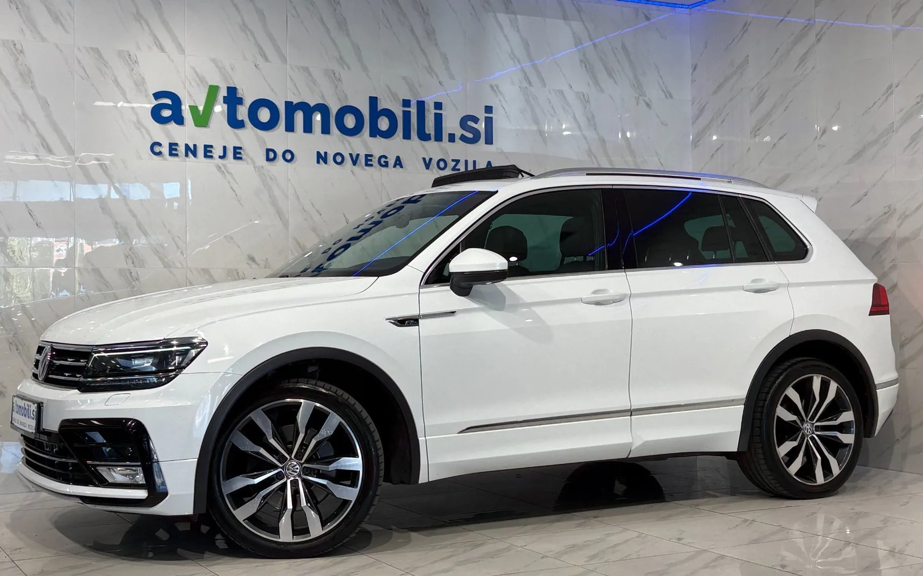 Zunanja slika - Volkswagen Tiguan - 2.0TDI R-Line DSG 4motion|Panorama|ACC|Kamera|SLO| - 2