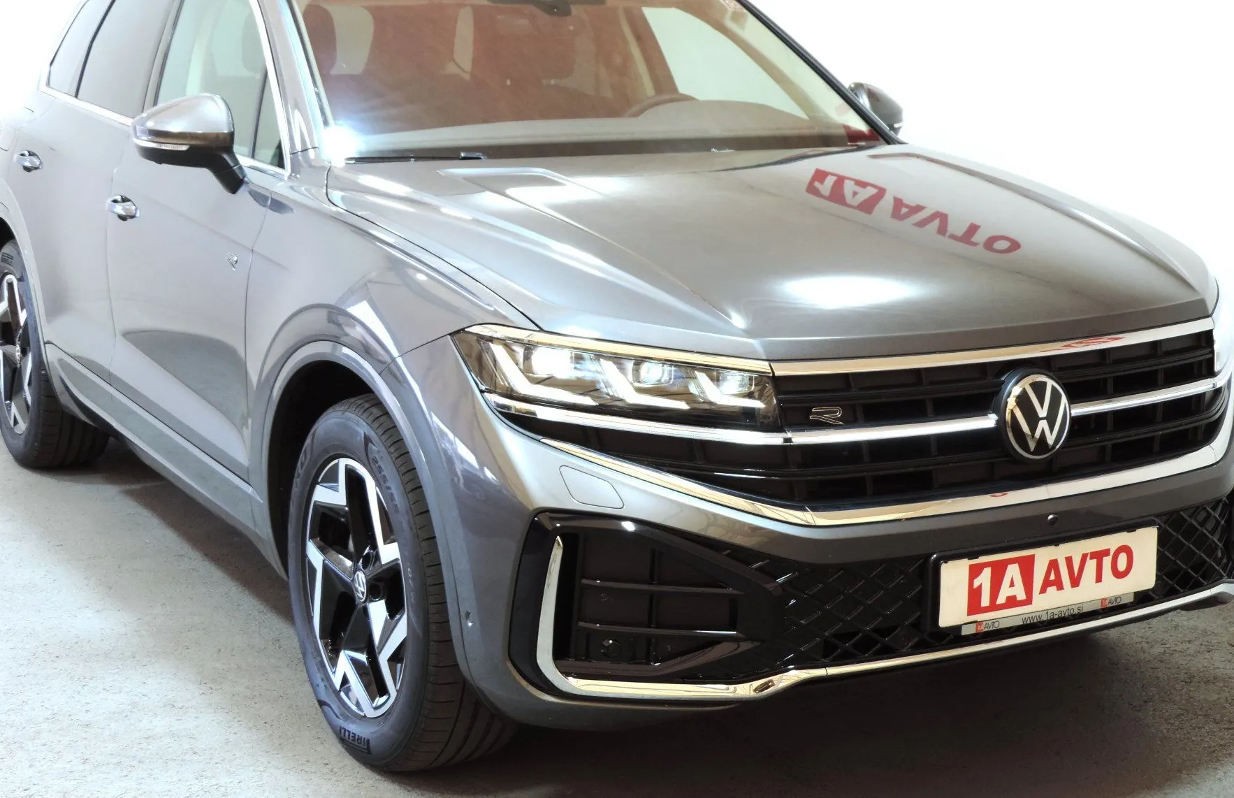 Zunanja slika - Volkswagen Touareg - 4motion V6 TDI BMT R-Line Final Edition Tiptronic - 3