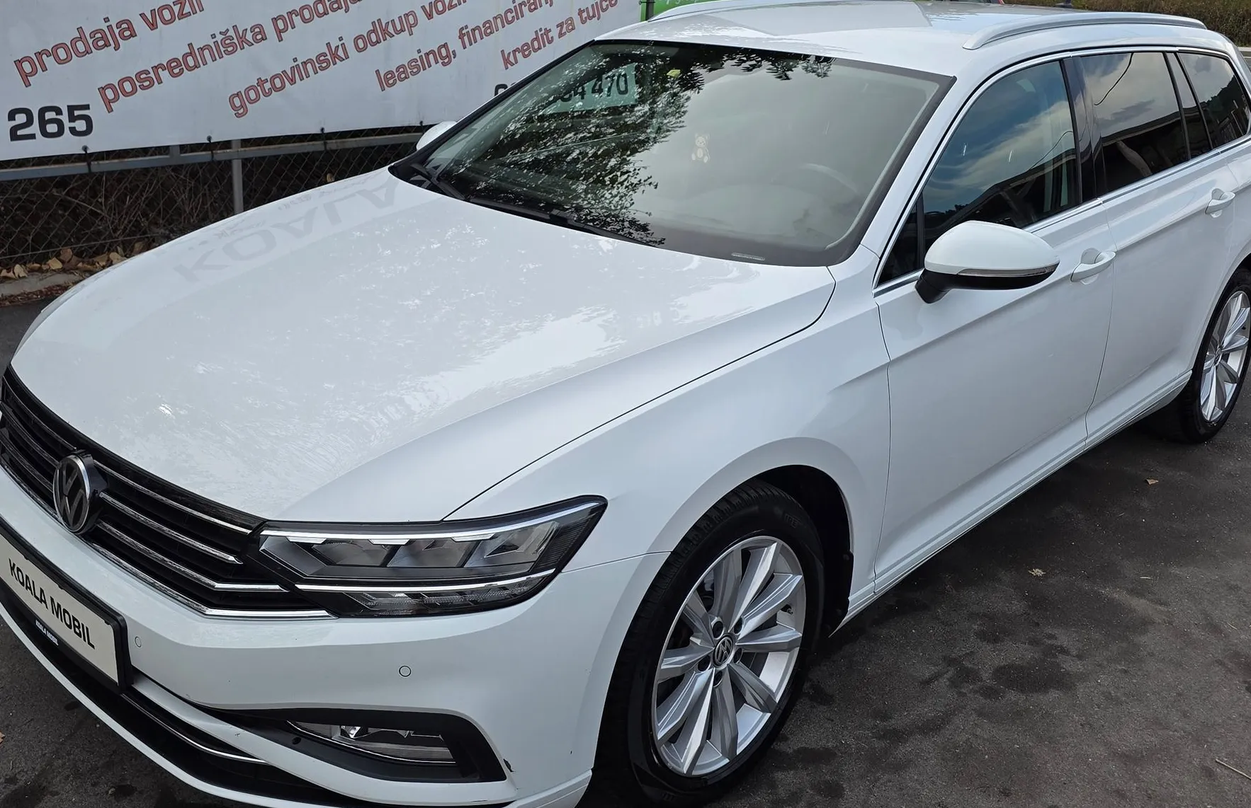 Zunanja slika - Volkswagen Passat - Variant 2.0 TDI BMT SCR DSG LED-NAVI-PDC-2.LASTNIK - 8