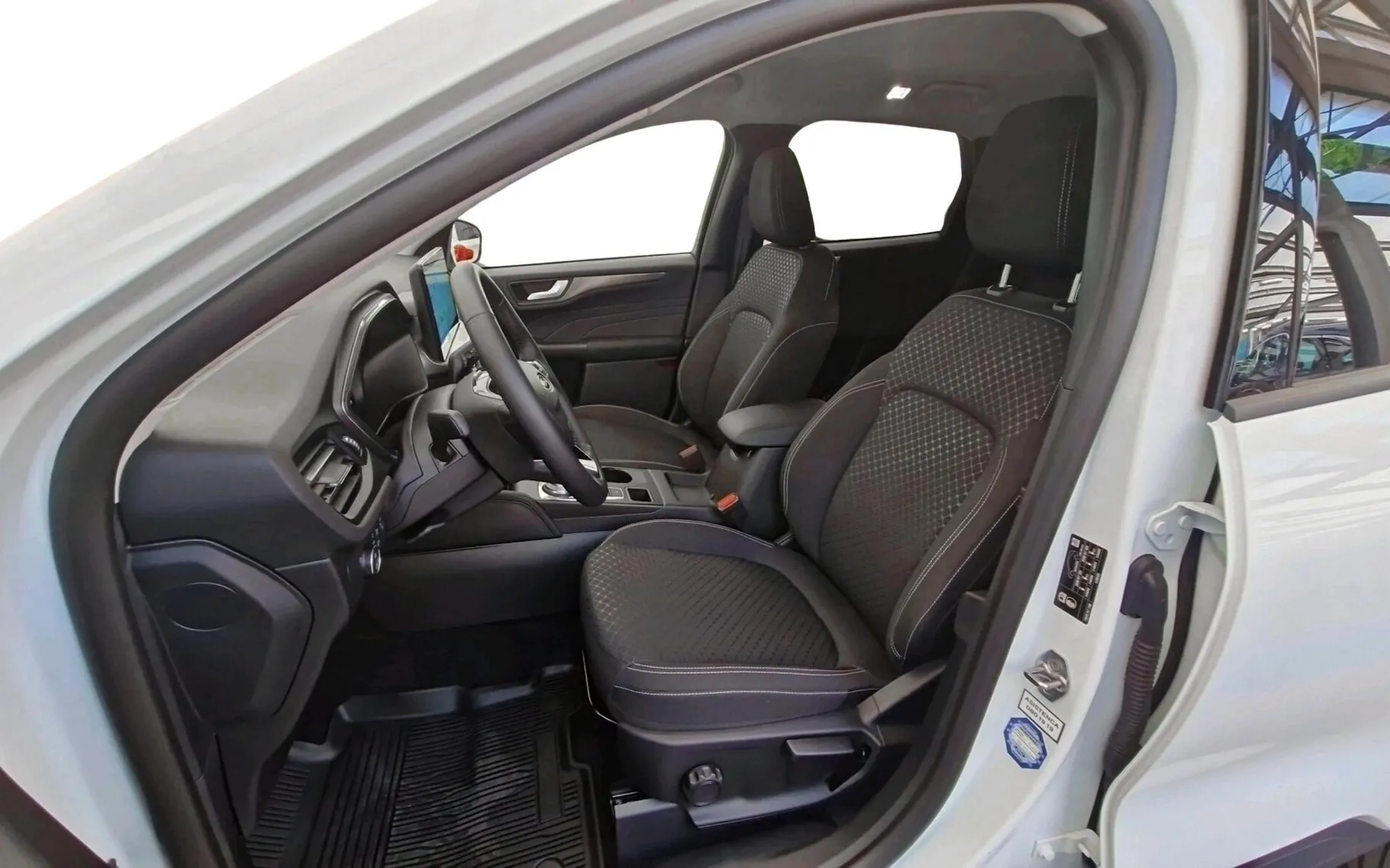 Zunanja slika - Ford Kuga - 2.5 Duratec FHEV Titanium CVT-SLO-LED-NAVI-KAMERA - 5
