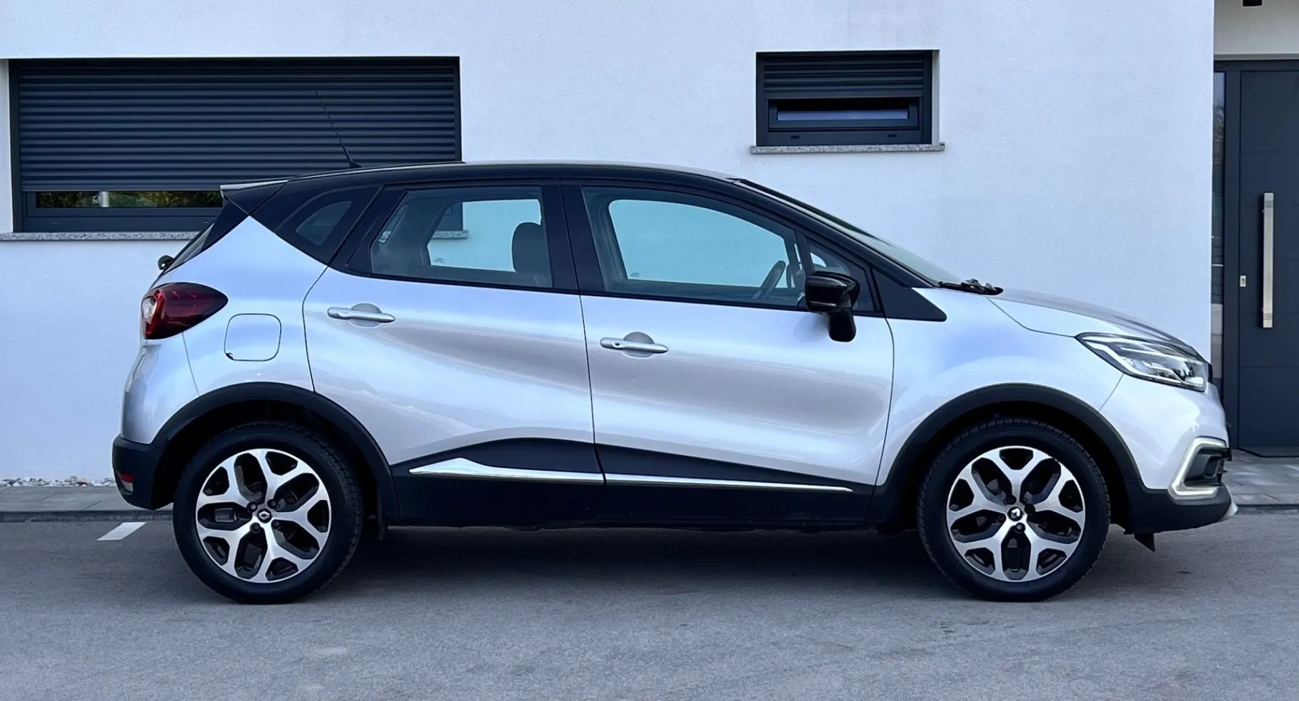 Zunanja slika - Renault Captur - TCe+1.LAST+SLO+LED+NAVI+ALU+KEMERA - 5