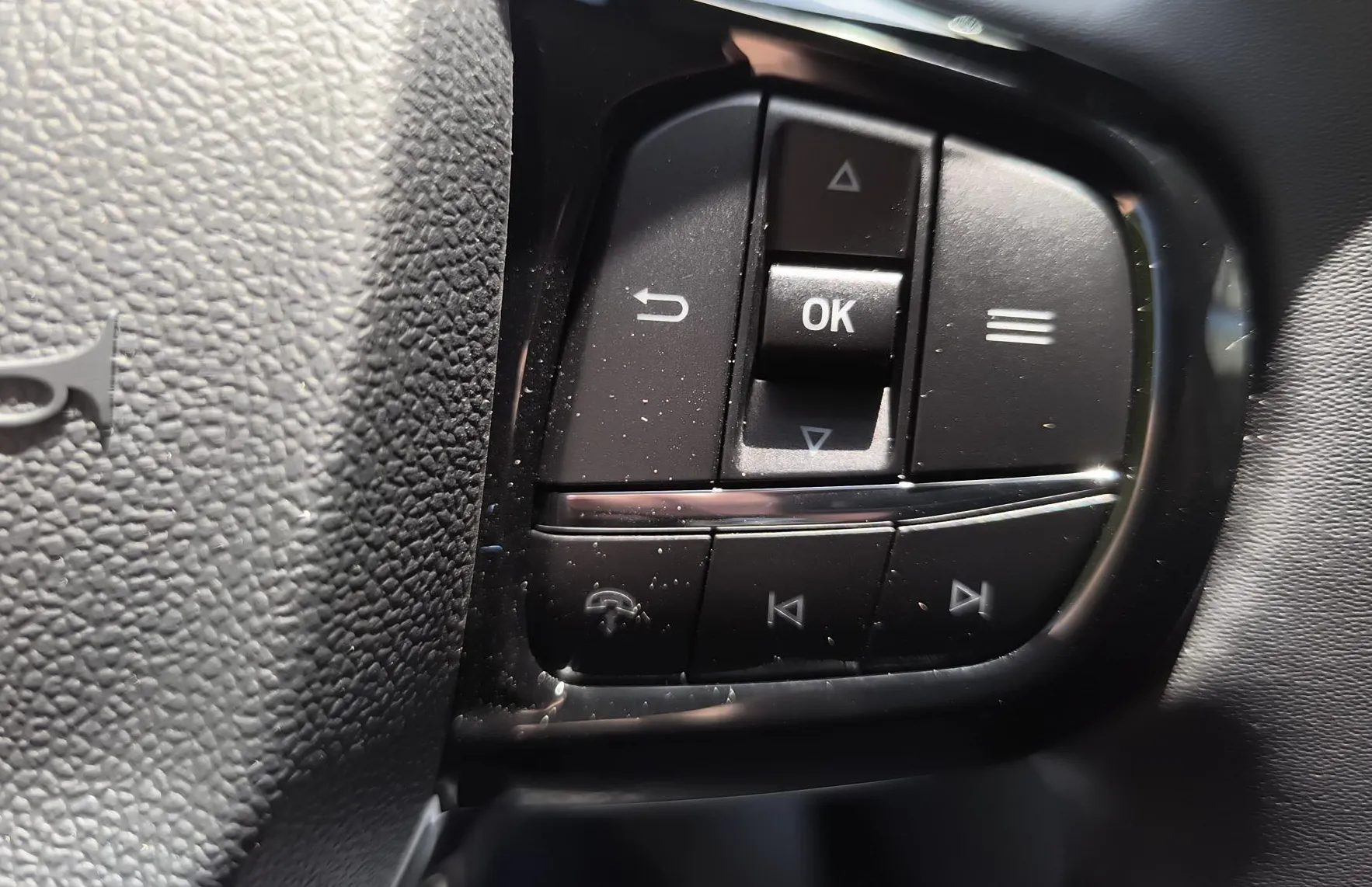 Zunanja slika - Ford Tourneo - Custom 4x4 2.0 TDCi L2H1  Titanium X A8.-PANO.- LED - VK - 20