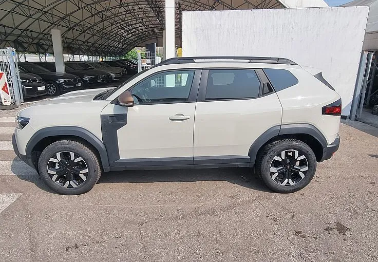 Zunanja slika - Dacia Duster - mild hybrid 130 Extreme+paket City+4 leta servisov - 3