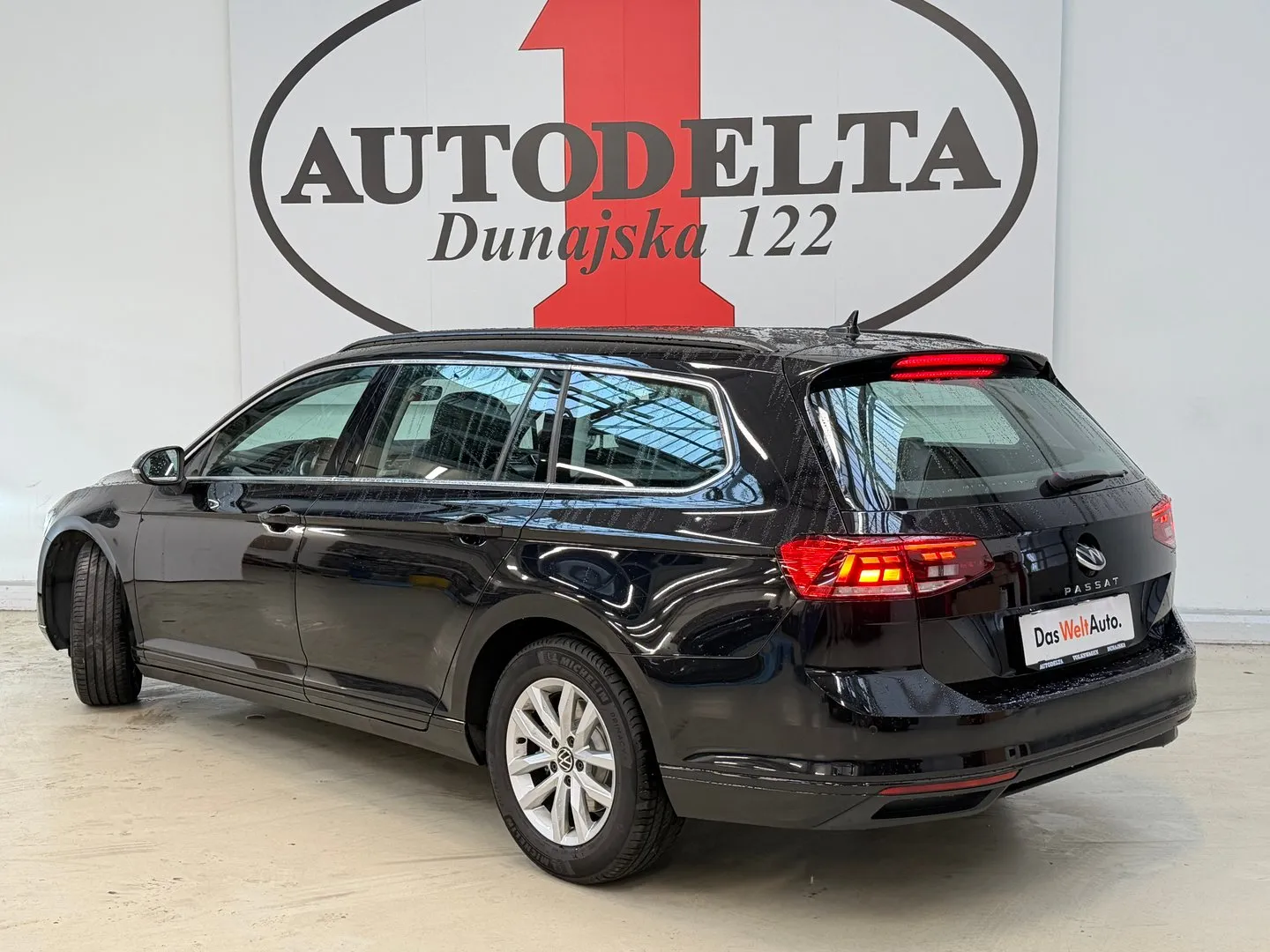 Zunanja slika - VW Passat - Variant Business 2.0 TDI DSG - 4