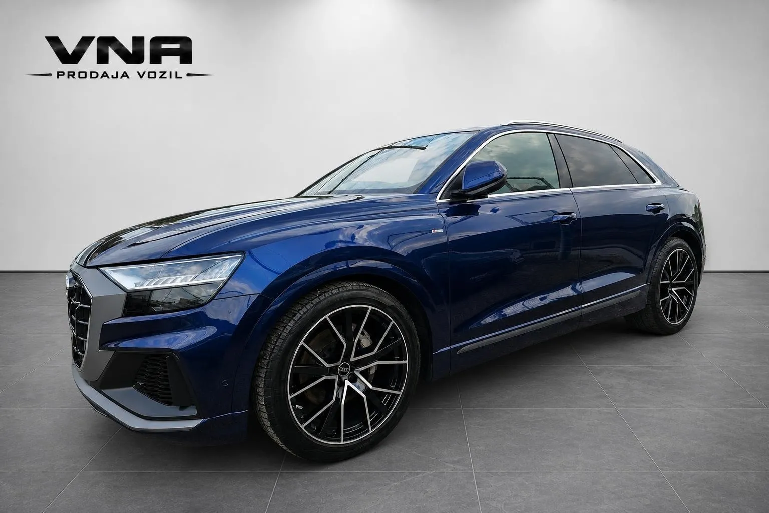 Zunanja slika - Audi Q8 - 55 TFSI S-LINE |MATRIX|3D-KAM|KLJUKA|AIR-MATIC|A20 - 1