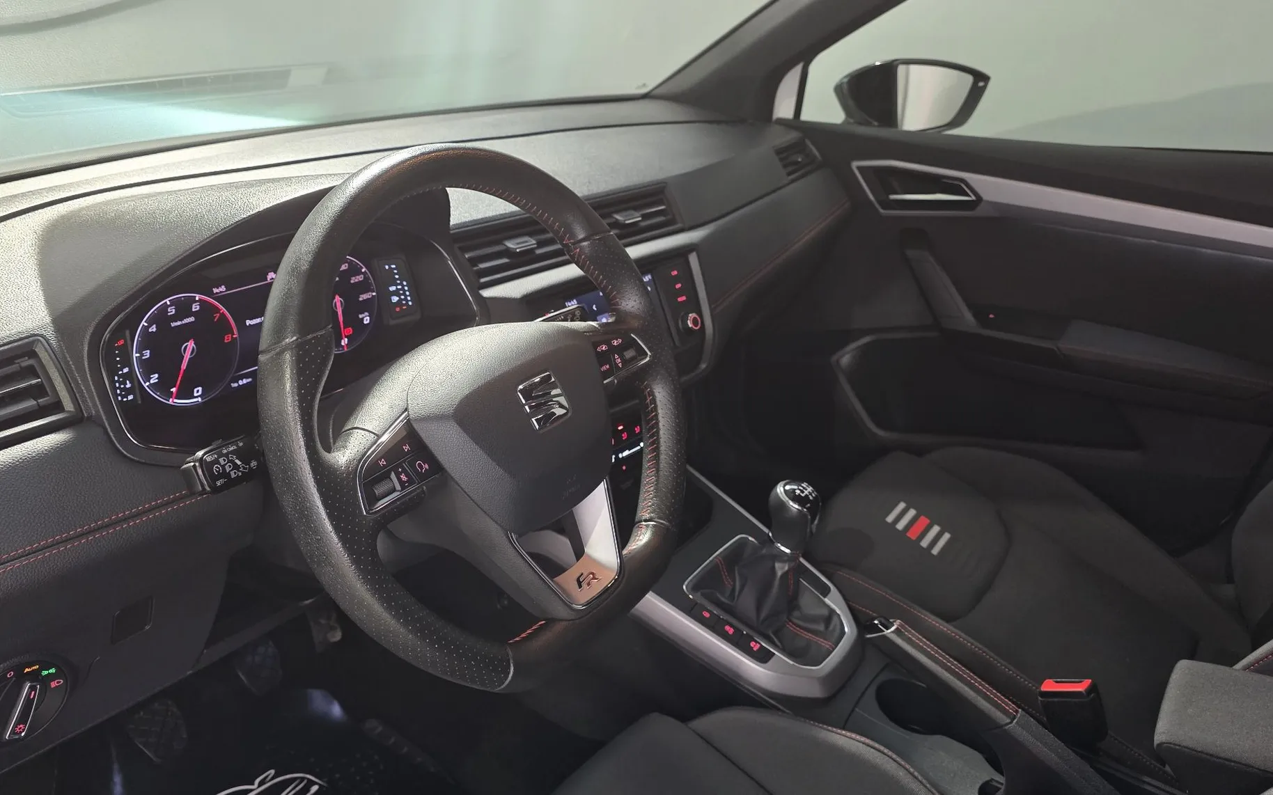 Zunanja slika - Seat Arona - 1,0 TSI FR SLO 1.LAST TEMP LED KAM ALU - 6