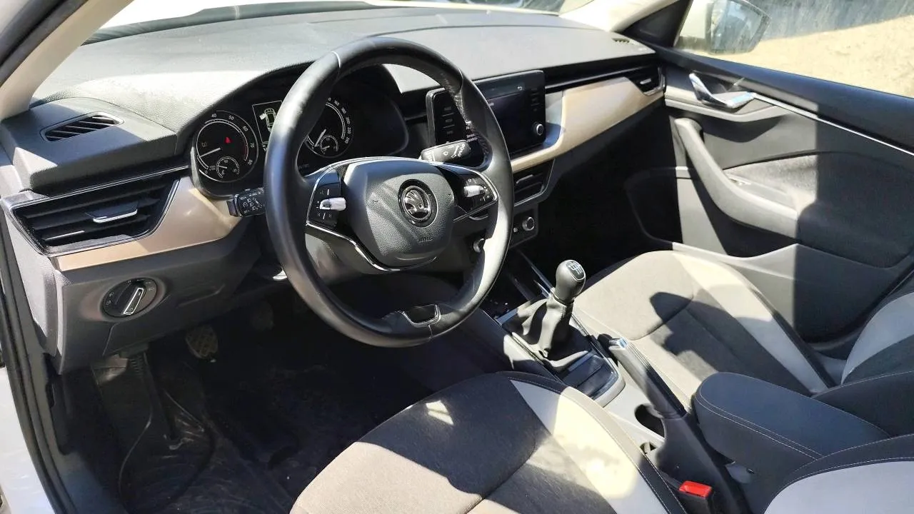 Notranja slika - Škoda Kamiq - 1.0 TSI - 7