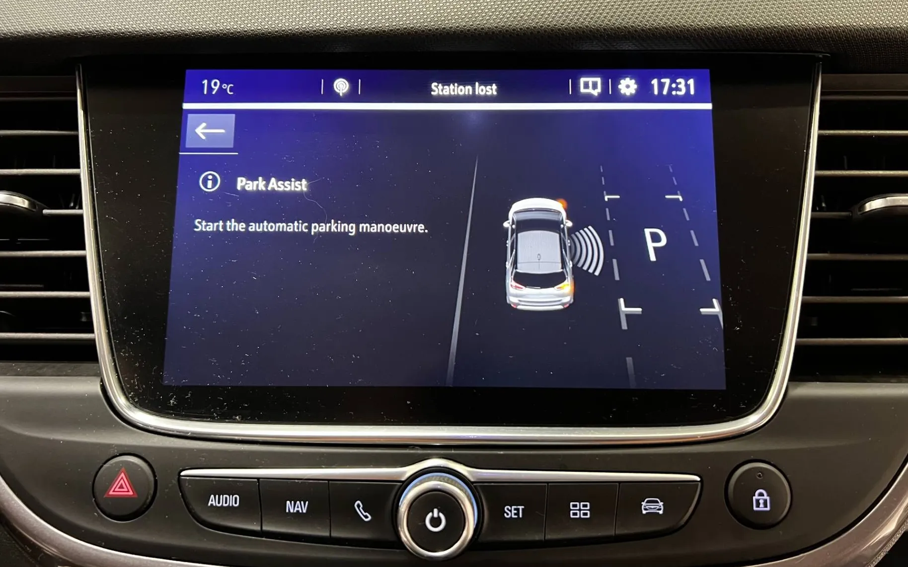 Zunanja slika - Opel Crossland X - 1.2 TURBO-110KM-LED-MRTVI-KOT-KAM-HEAD-UP-ASSIST.. - 19