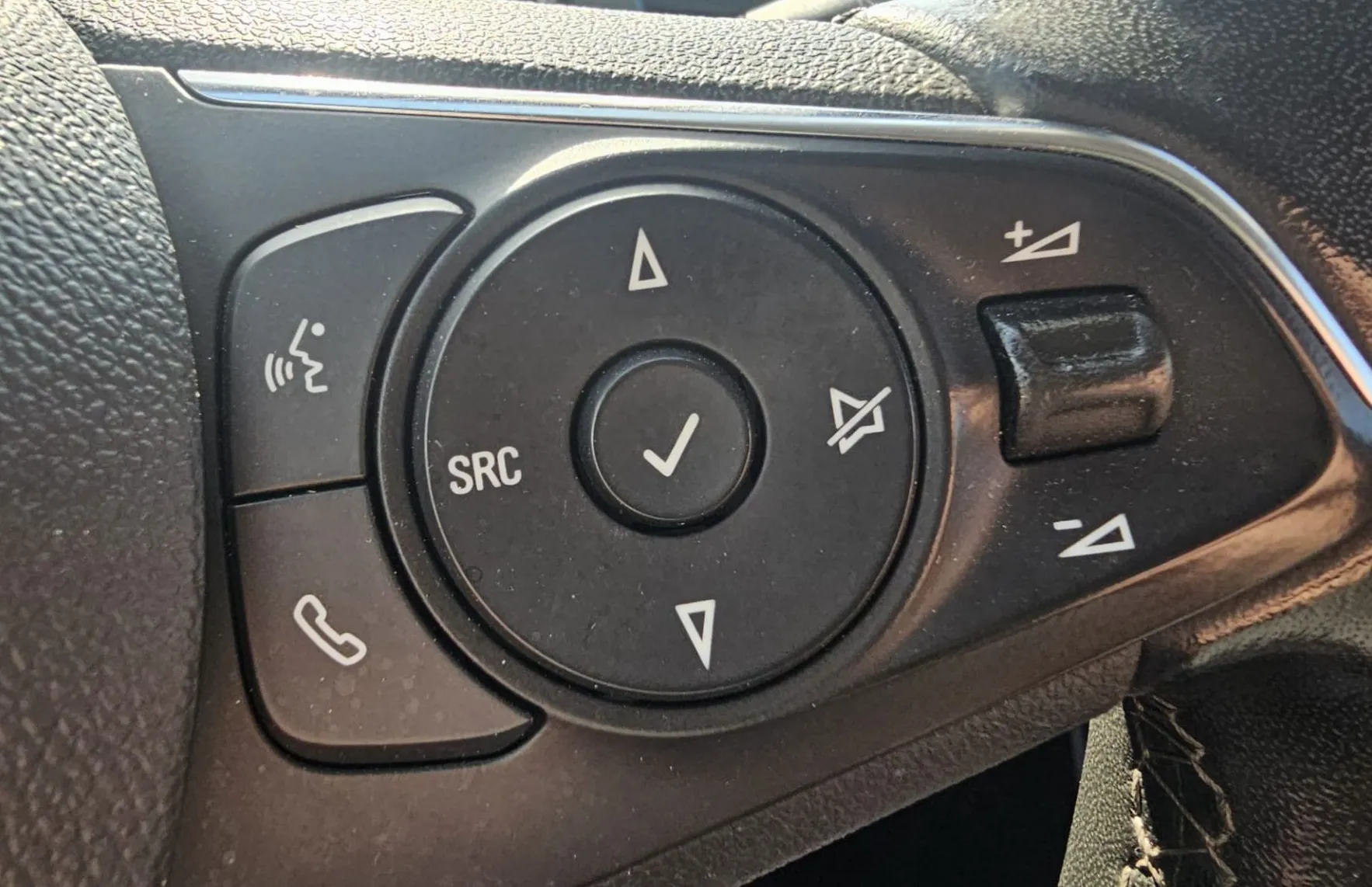 Zunanja slika - Opel Crossland - 1.5 CDTI 81KW ELEGANCE - 11