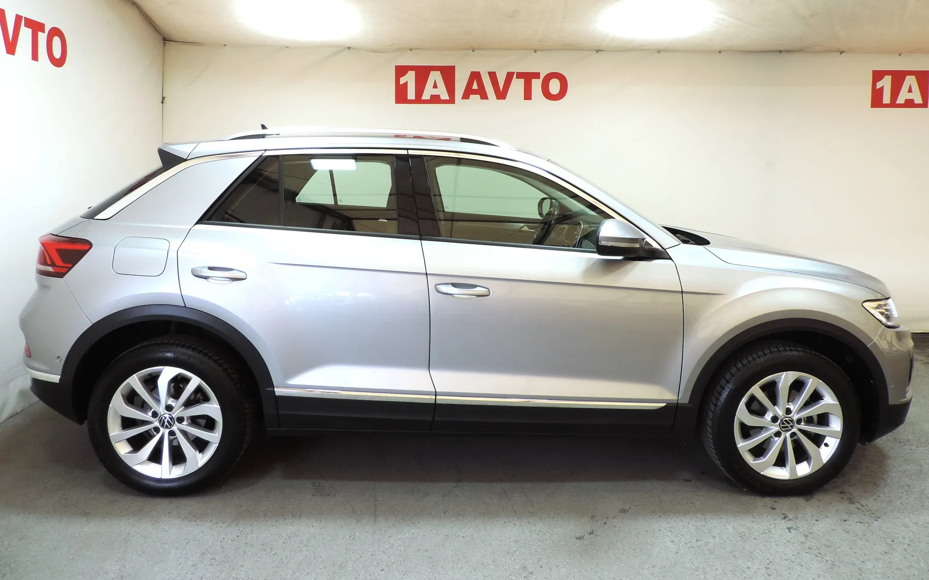Zunanja slika - Volkswagen T-Roc - 1.5 TSI BMT Style DSG ACC-LED-KAMERA - 5