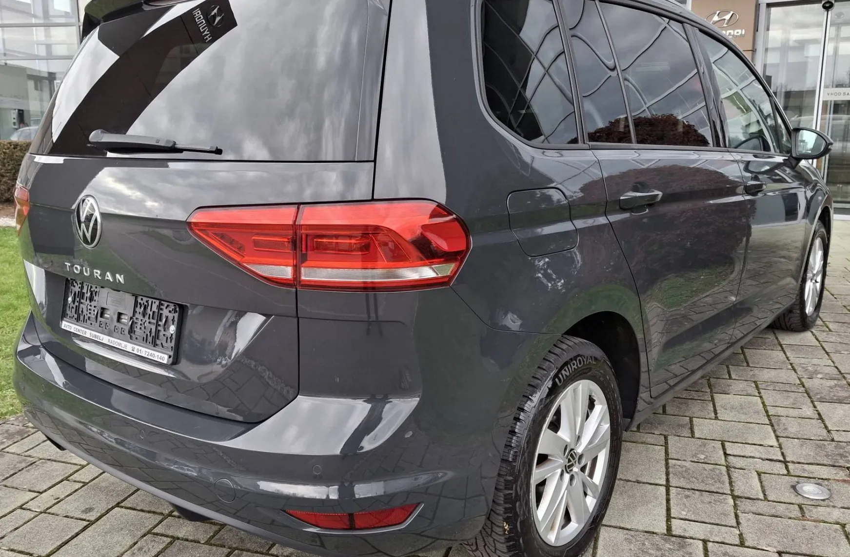 Zunanja slika - VW Touran - 2.0 TDI DSG-DEC.AKCIJA VIRTUAL ACC NAVI KAM - 6
