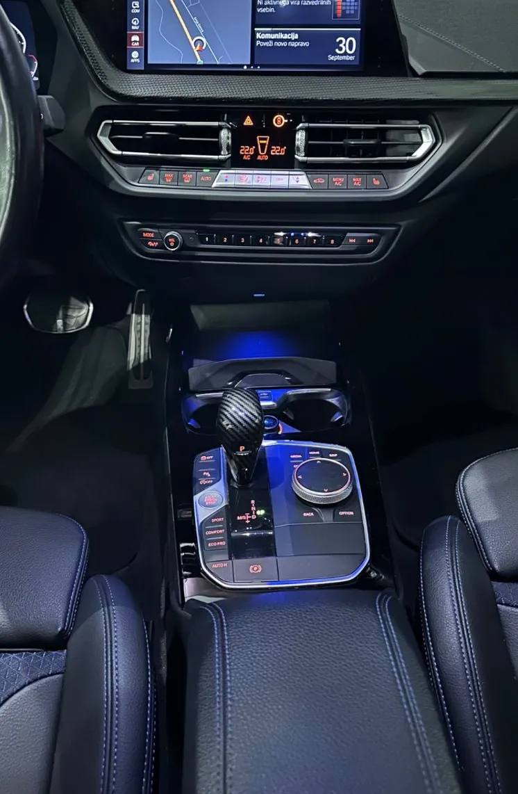 Zunanja slika - BMW Serija 1 - : M135i xDrive Avt. HUD-KARBON-KEYLESS-NAVI... - 9