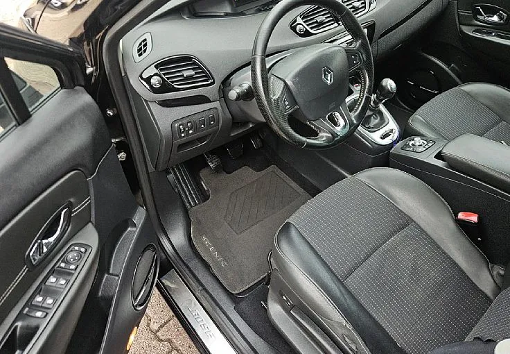 Zunanja slika - Renault Scénic - Grand Scenic 1.6 dCi 131ks °7-SEDEŽEV° °BOSE EDITION° °17-COL° - 7