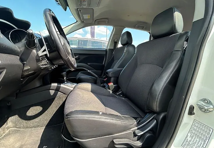 Zunanja slika - Citroën C-Crosser - 2.4 Exclusive CVT - 5