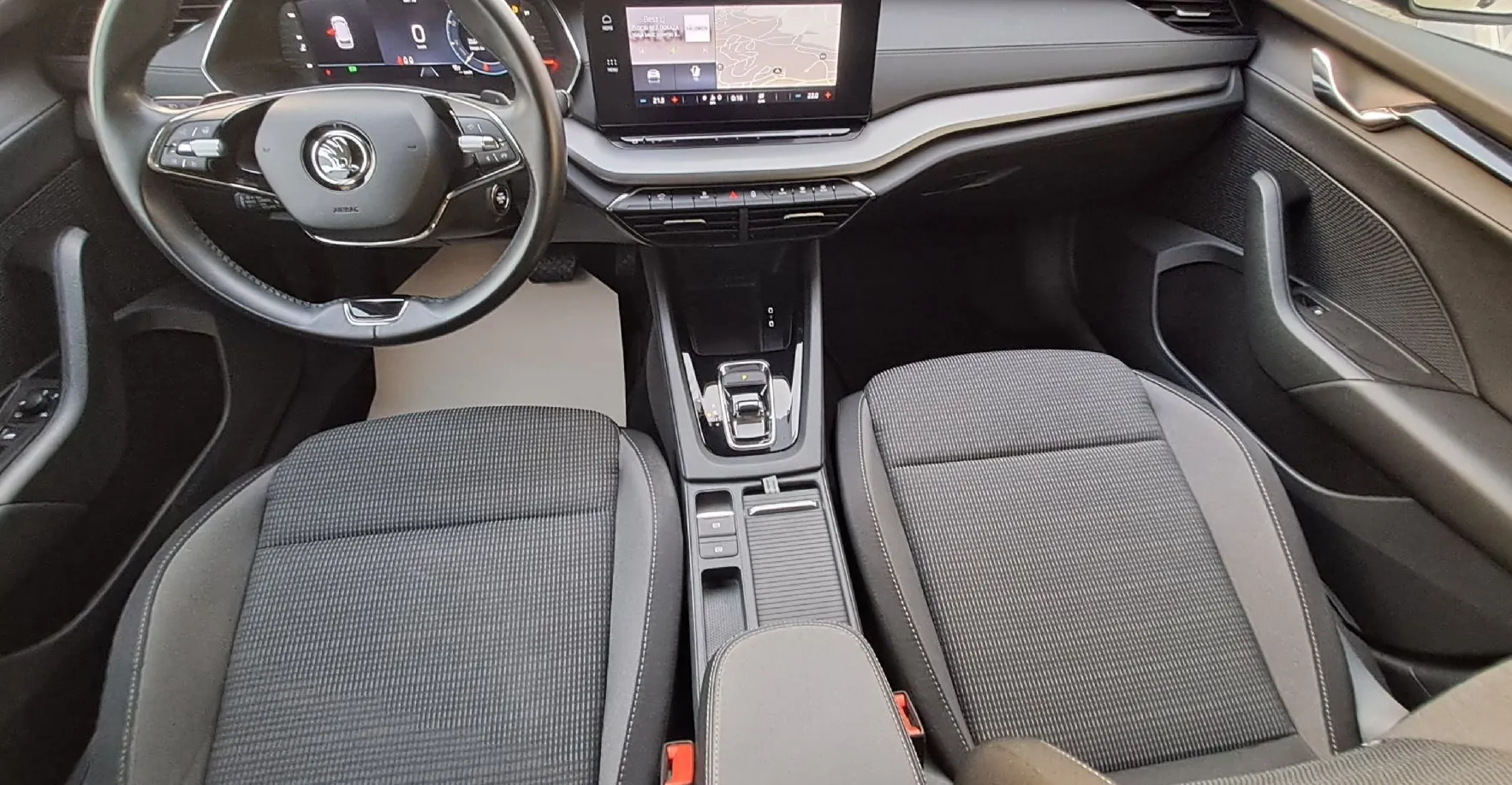 Zunanja slika - Škoda Octavia - 2.0 TDI Ambition DSG 110 kW - 10