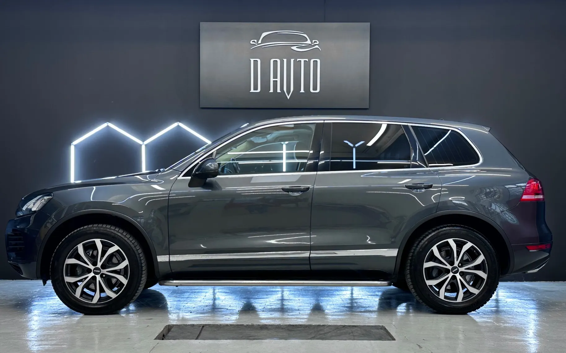 Zunanja slika - VW Touareg - 3.0 V6 TDI Tiptronic - ZRAČNO-XENON-NAVI-MEMORY….. - 4