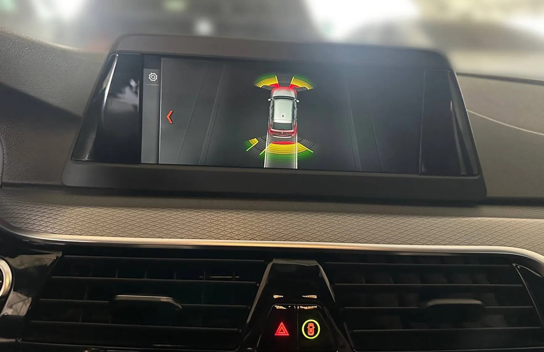 Zunanja slika - BMW Serija 5 - Touring: 520d M-PAKET FUL LED NAVI TEMP PANO PDC KLJUKA - 11