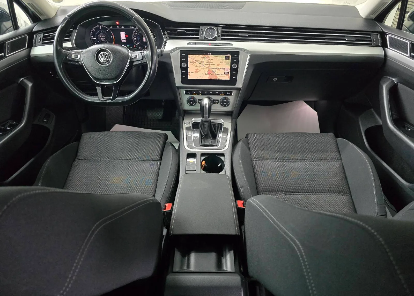 Zunanja slika - VW Passat - Variant 2,0 TDI BMT Connect DSG - 5