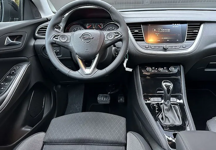 Zunanja slika - Opel Grandland X - 1.5 DIESEL 96KW ENJOY AUTO-KAMERA-PDC-ALU-ODLIČEN - 8