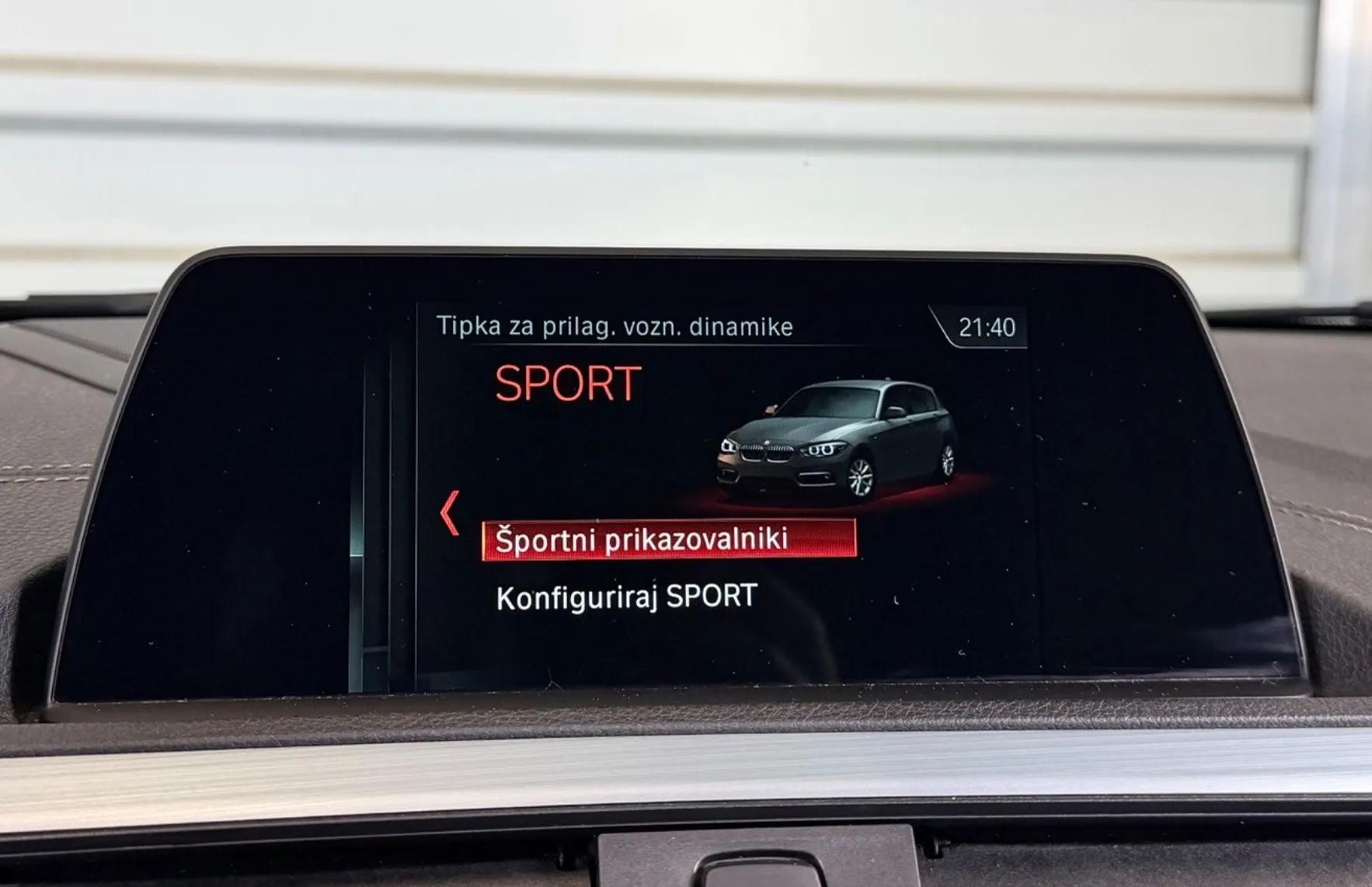 Zunanja slika - BMW Serija 1 - : 118d Sport Line - FULL LED - NAVI - TEMP - PDC ... - 18