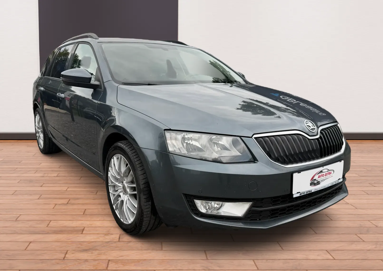 Zunanja slika - Škoda Octavia - Combi 2,0 TDI L&K - 3