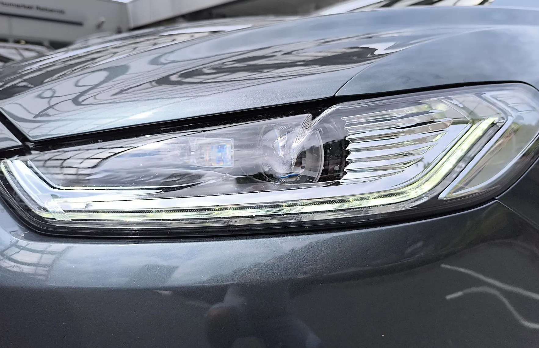 Zunanja slika - Ford Mondeo - 2.0TDCi ST LINE180PS-AWD-1.LAST.-LED-PANO-5 VRATNI - 9