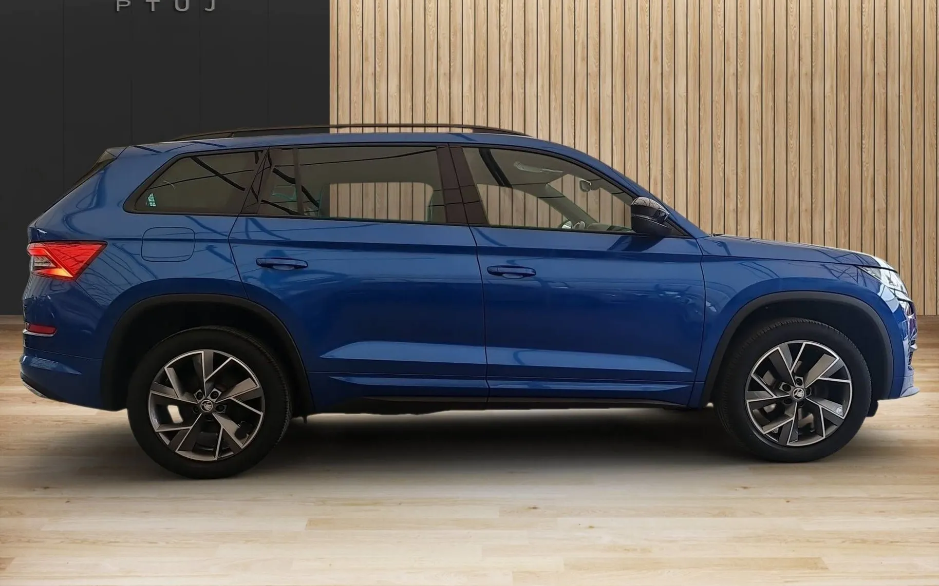 Zunanja slika - Škoda Kodiaq - 4x4 2.0 TDI Sportline DSG•7 SEDEŽEV•VL.NAPRAVA - 4