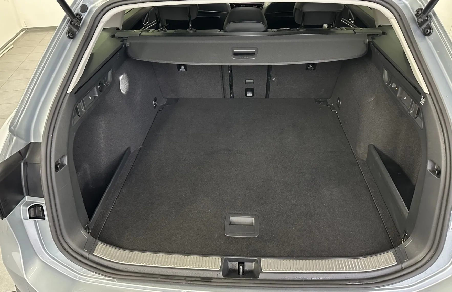 Zunanja slika - VW Passat - Variant 2.0 TDI DSG 110kW.NEMŠKI.KAMERA.USNJE.LED.NAVI.ALU - 18