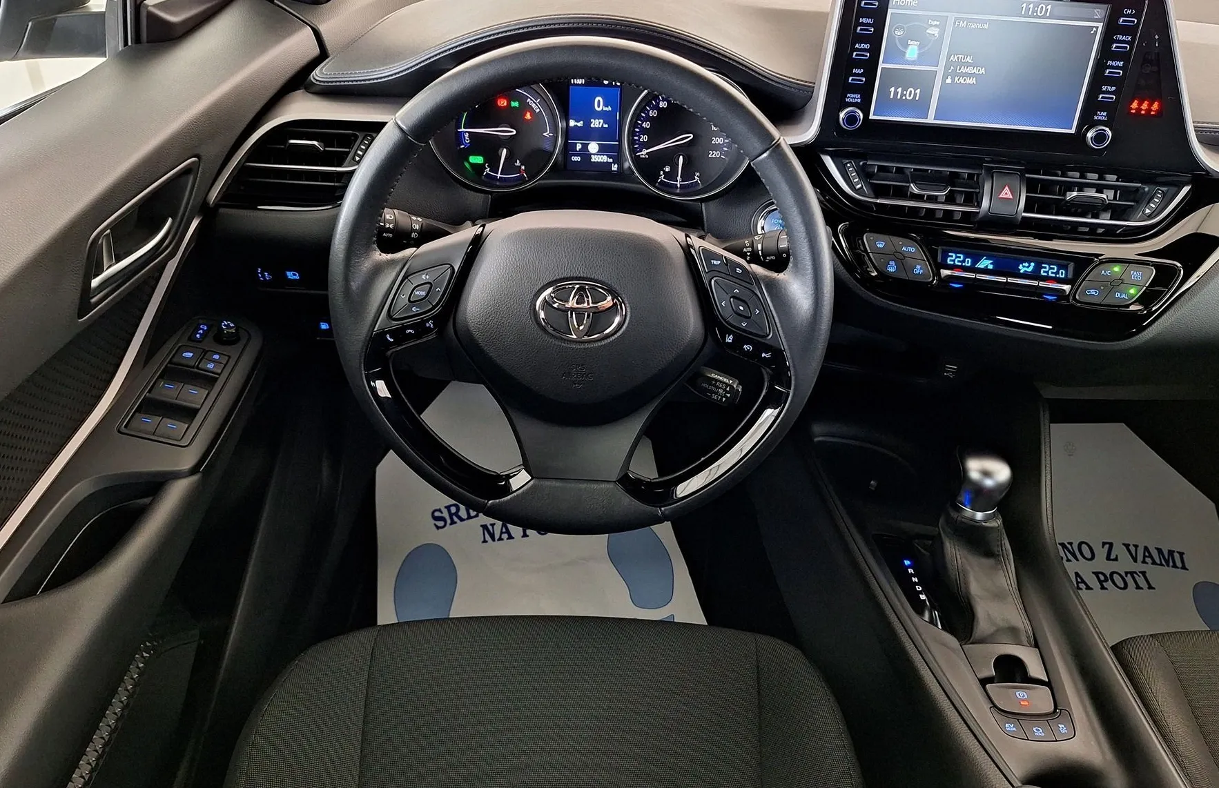Zunanja slika - Toyota C-HR - 1.8 hibrid HEV C-ENTER SMART... - 13