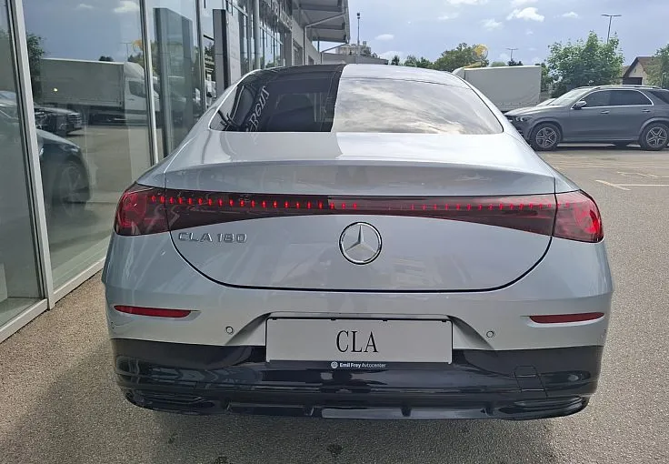 Zunanja slika - Mercedes-Benz CLA-Razred - CLA 180 AMG Line Avt. - AKCIJA NIGHT EDITION - 4
