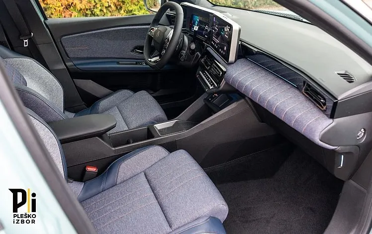 Zunanja slika - Renault 4 E-tech - techno EV52 110kW COMFORT RANGE - 11