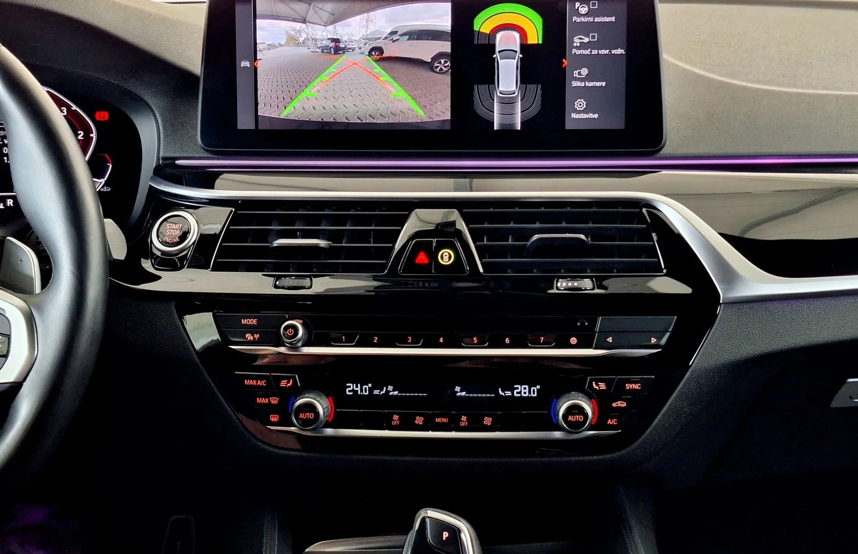 Zunanja slika - BMW Serija 5 - Touring: 530d xDrive M-SPORT•4CONTROL•AIR•AMBIENT•ACC•AL - 17