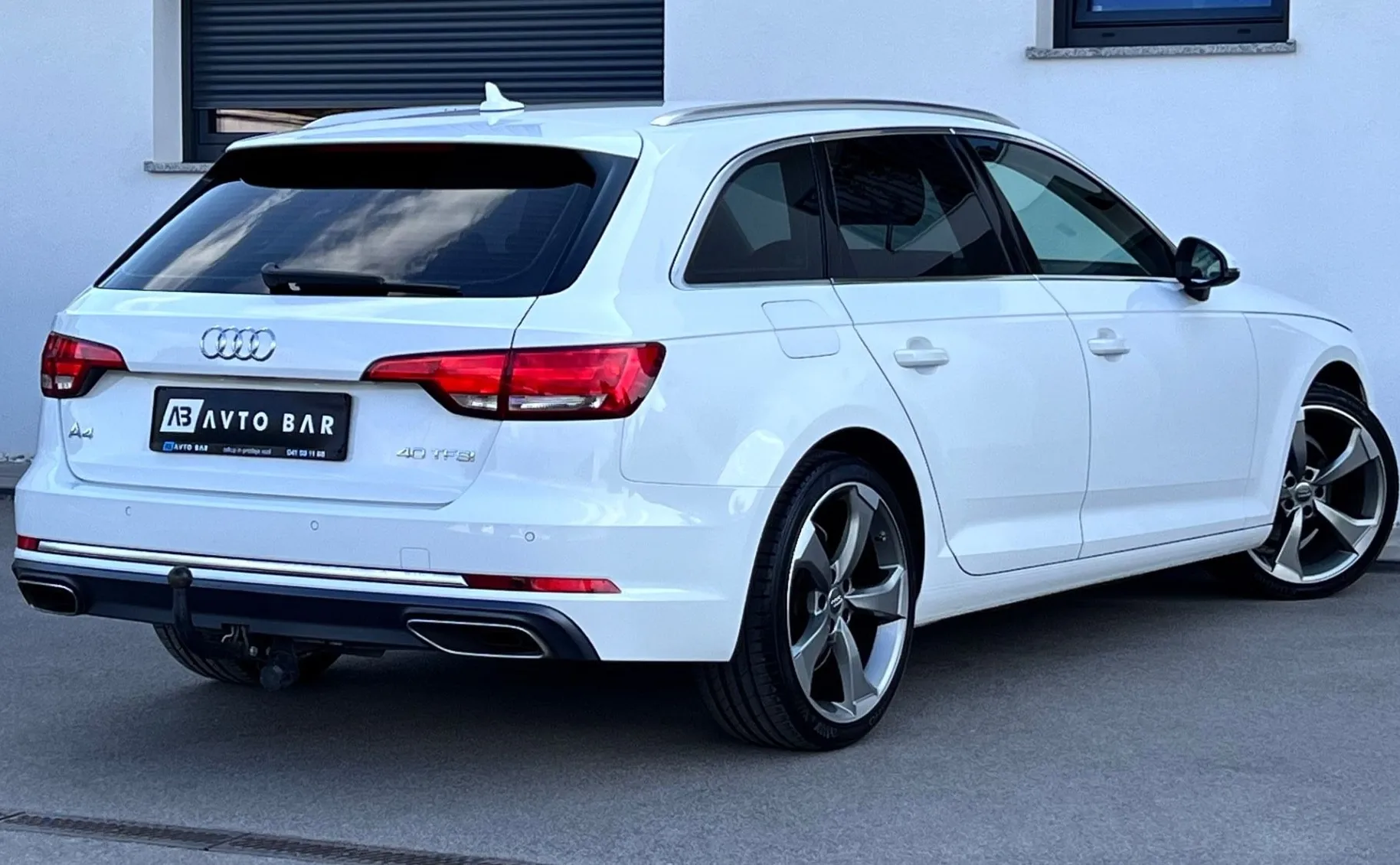 Zunanja slika - Audi A4 Avant - 40 TFSI+S tronic+NAVI+KLJUKA+PDC - 6