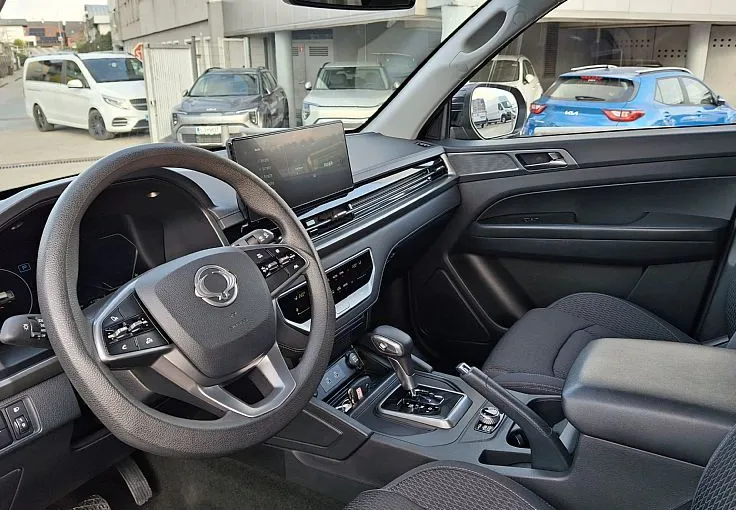 Zunanja slika - KG Mobility Musso - Grand 2.2 XDi AT 4WD VENTURE HARDTOP VLEČNA KLJUKA - 7